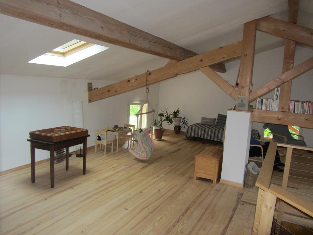 Les Cimes Bed & Breakfast Saint-Pierre-de-Riviere Exterior photo